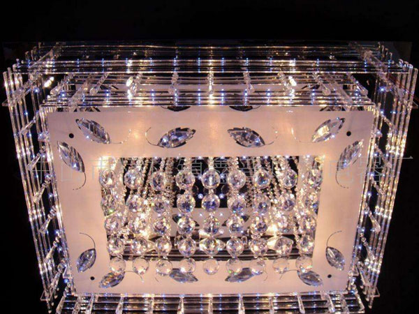 水晶燈清洗保養(yǎng)技巧