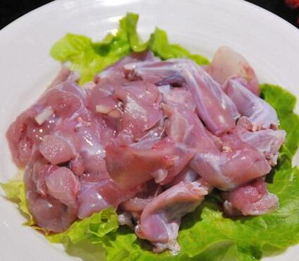 吃牛蛙有哪些好處？