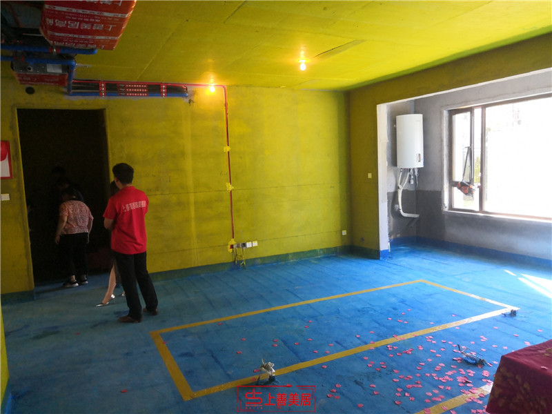 金輝優(yōu)步大廈130平