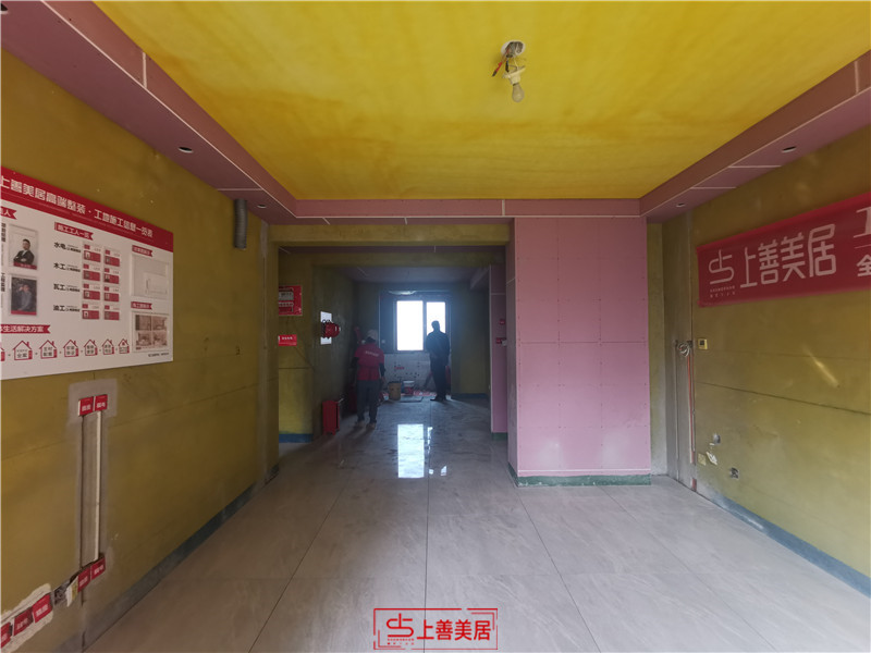 國(guó)赫天著130平